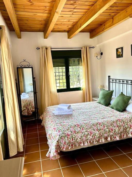 Hispalis Villa En Aracena La Umbria  Luaran gambar