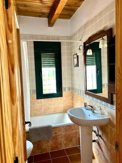 Hispalis Villa En Aracena La Umbria  Luaran gambar